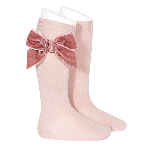 Velvet bow knee-high socks dusty pink